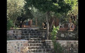 Pefka Rooms